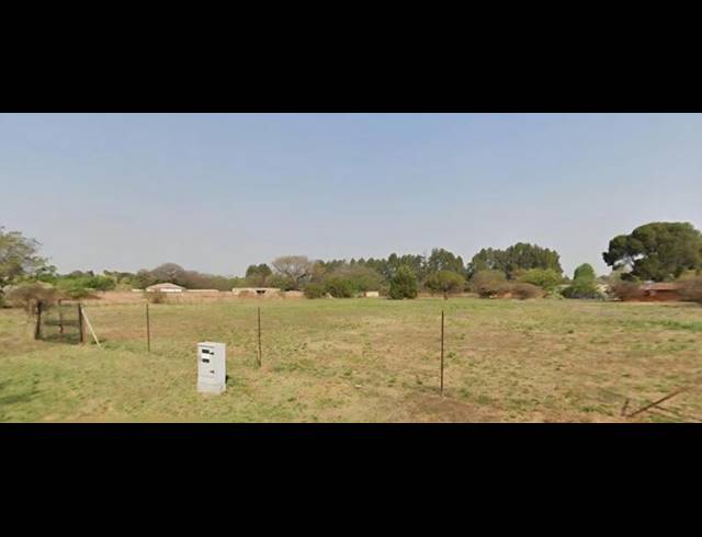 LAND FOR SALE IN RASLOUW
